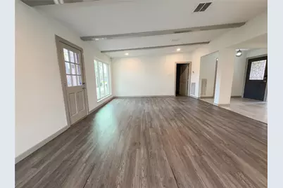 10726 Sugar Hill Drive, Houston, TX 77042 - Photo 17