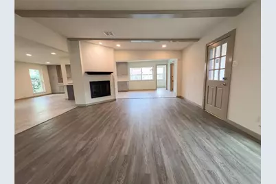10726 Sugar Hill Drive, Houston, TX 77042 - Photo 3