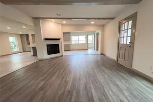 10726 Sugar Hill Dr, Houston, TX 77042 - Photo 3