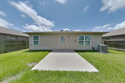 829 Painted Bison Drive, La Marque, TX 77568 - Photo 15