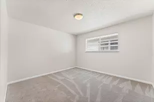 7302 Jones Dr, Galveston, TX 77551 - Photo 31