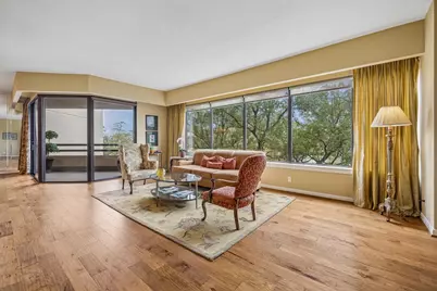 101 Westcott Street #305, Houston, TX 77007 - Photo 3