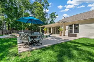 28503 Redwood Cliff Ln, Houston, TX 77336 - Photo 31