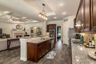 28503 Redwood Cliff Ln, Houston, TX 77336 - Photo 15