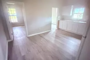 2105 Laurel Ave, Beaumont, TX 77701 - Photo 5