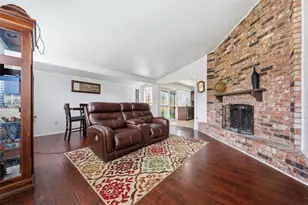 15722 Corsair Rd, Houston, TX 77053 - Photo 5
