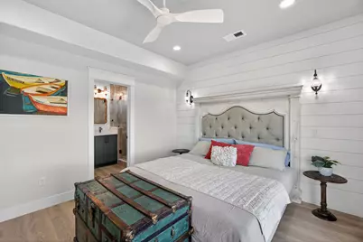 990 Peachtree, Gilchrist, TX 77617 - Photo 23