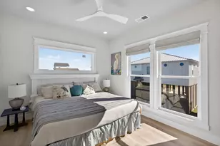 990 Peachtree, Gilchrist, TX 77617 - Photo 25