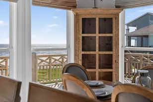 990 Peachtree, Gilchrist, TX 77617 - Photo 13