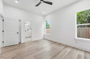 944 Homer St, Houston, TX 77091 - Photo 9