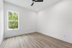 944 Homer St, Houston, TX 77091 - Photo 19