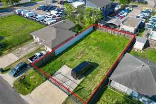 3222 Jarvis St, Houston, TX 77063 - Photo 3