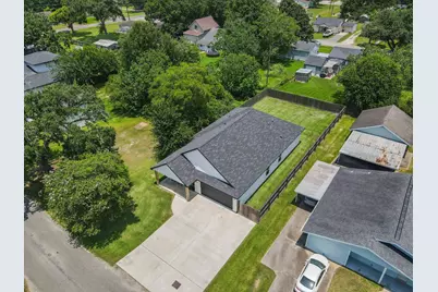 3220 Ash Avenue, Groves, TX 77619 - Photo 23