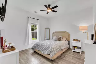 3220 Ash Ave, Groves, TX 77619 - Photo 13