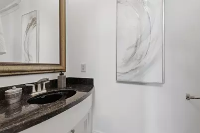 539 Wisteria Street, Bellaire, TX 77401 - Photo 9