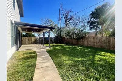 6641 Midfield Drive, Houston, TX 77092 - Photo 23