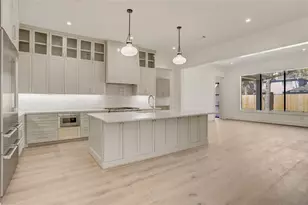 7908 Westwood Dr, Houston, TX 77055 - Photo 13