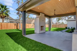 7908 Westwood Dr, Houston, TX 77055 - Photo 43