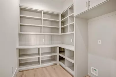 7908 Westwood Drive, Houston, TX 77055 - Photo 17
