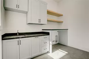 7908 Westwood Dr, Houston, TX 77055 - Photo 19