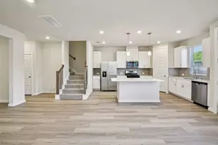 10012 Rustic Charm St, Houston, TX 77080 - Photo 7