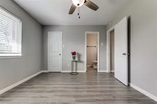 13979 Towne Way Dr, Sugar Land, TX 77498 - Photo 9