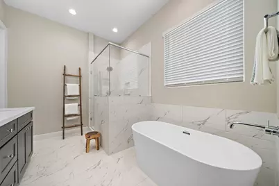 2623 Huntington Creek Street, Houston, TX 77093 - Photo 19