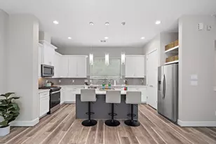 2623 Huntington Creek St, Houston, TX 77093 - Photo 9