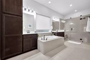 4810 Belwick Pl Ln, League City, TX 77573 - Photo 17