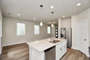 8408 Rising Stream Dr, Houston, TX 77063 - Photo 19