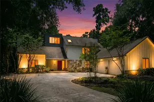 42 Skyflower Dr, The Woodlands, TX 77381 - Photo 1