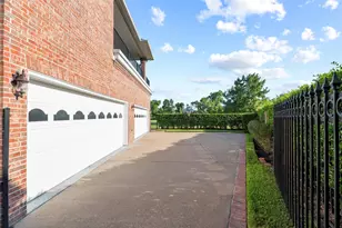 23 Glen Eagles Dr, Sugar Land, TX 77479 - Photo 41