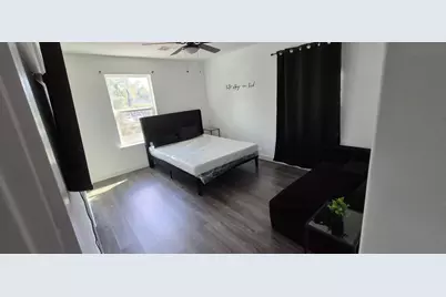 5717 Polly Street #A, Houston, TX 77016 - Photo 3