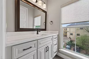 1429 W 21st St, Houston, TX 77008 - Photo 27