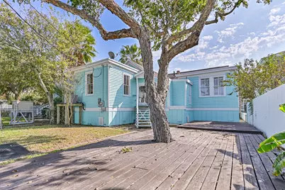 1220 Avenue M 1/2, Galveston, TX 77550 - Photo 31