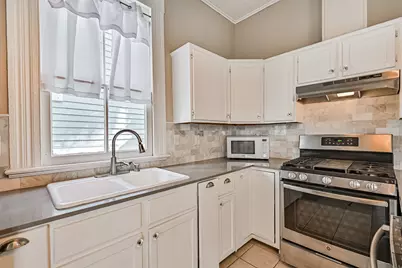 1220 Avenue M 1/2, Galveston, TX 77550 - Photo 13