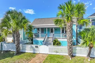 1220 Ave M 1/2, Galveston, TX 77550 - Photo 1