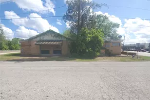 708 N Velasco St, Angleton, TX 77515 - Photo 11