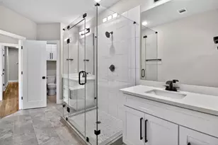 4217 Mallow St, Houston, TX 77051 - Photo 3
