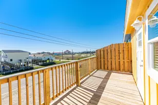 919 Bluewater Hwy, Surfside Beach, TX 77541 - Photo 25