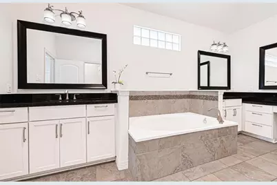 1531 Woodbend Park W, Houston, TX 77055 - Photo 15