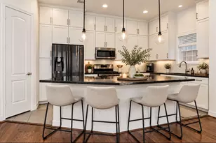 1531 Woodbend Park W, Houston, TX 77055 - Photo 5