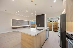 6413 Lamayah Street W, Houston, TX 77091 - Photo 9