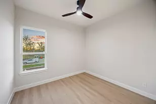 6413 Lamayah Street W, Houston, TX 77091 - Photo 23