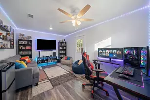 9481 Lake Forest Cir, Brenham, TX 77833 - Photo 29