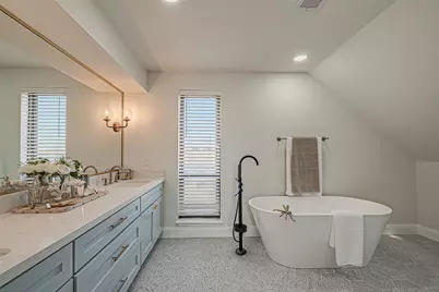 976 Bonita Street, Bayou Vista, TX 77563 - Photo 37