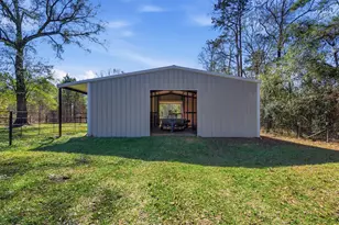 10172 Northridge Dr, Conroe, TX 77303 - Photo 5