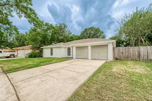 3814 Maplewood Dr, La Porte, TX 77571 - Photo 3