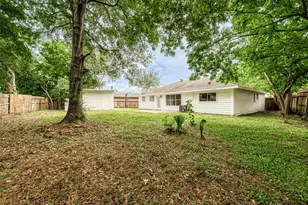 3814 Maplewood Dr, La Porte, TX 77571 - Photo 39