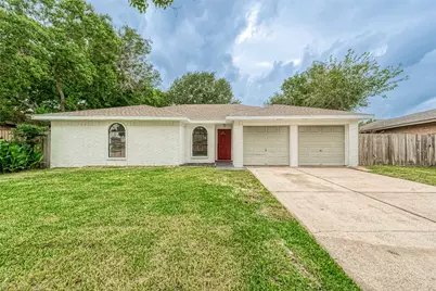 3814 Maplewood Drive, La Porte, TX 77571 - Photo 1